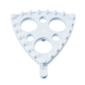 Filip sieve cleaner with studs for wire and synthetic mesh